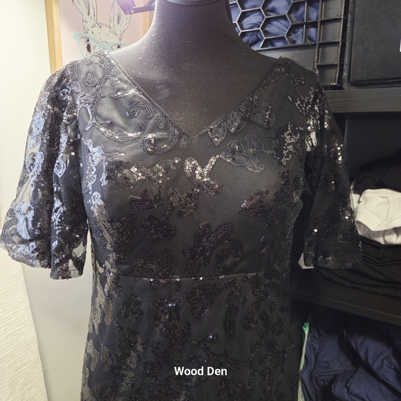 Wear your love 10 Elegant Black sequin  Evening Gown - Picture 3 of 9